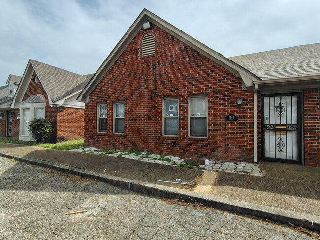 Photo - 5771 Rayben Cir