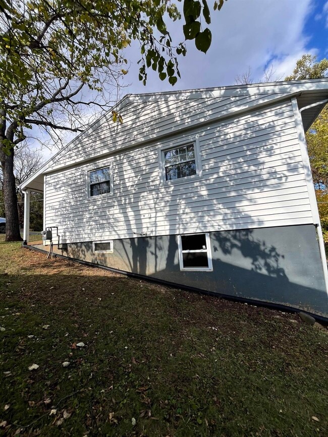 Photo - 125 Peyton St