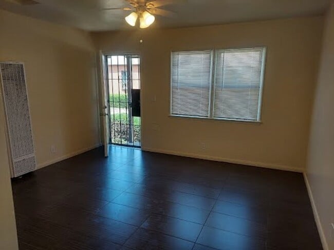 11837 S New Hampshire Ave Unit 11839