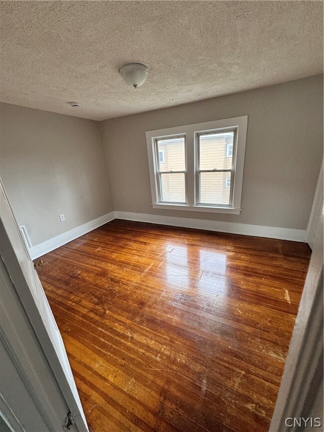 Photo - 307 Highland Ave