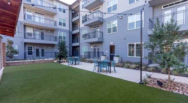 Building Photo - 11111 Nexus Ave. Unit 1164 Rental