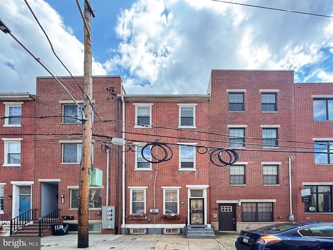 Building Photo - 1136 Mt Vernon St Rental