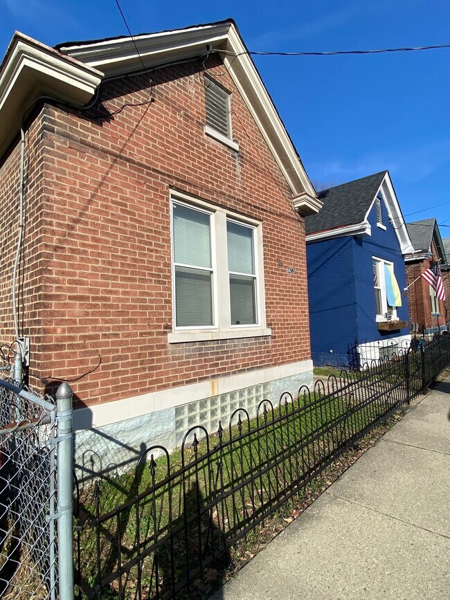 Photo - 422 Lehmer St