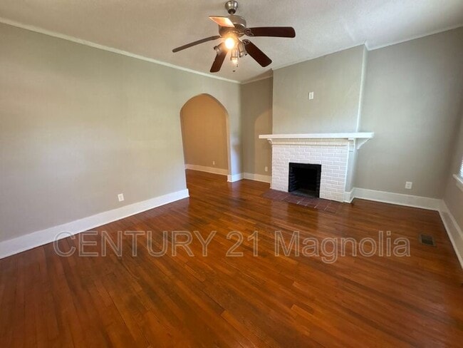Photo - 1110 Troupe St