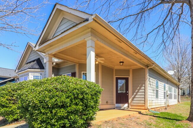 Photo - 92 Majestic Dr