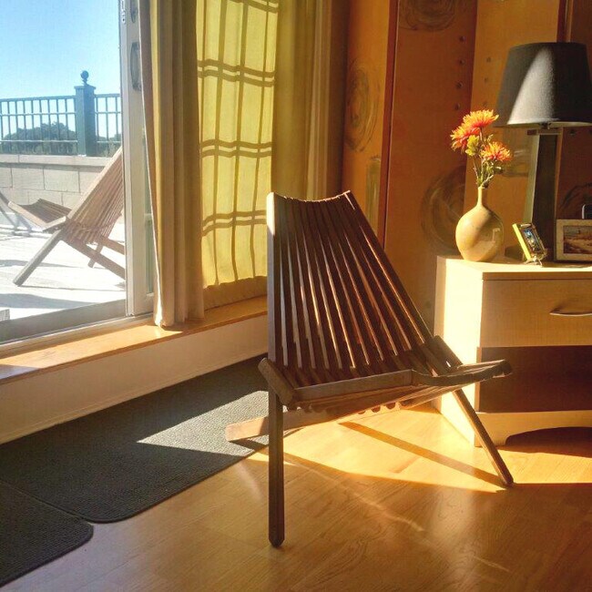 Fully Furnished Executive Condo in Downtow... - Fully Furnished Executive Condo in Downtow... Unit 6B