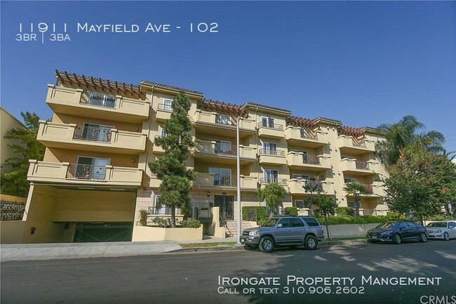 Photo - 11911 Mayfield Ave Condo Unit 102