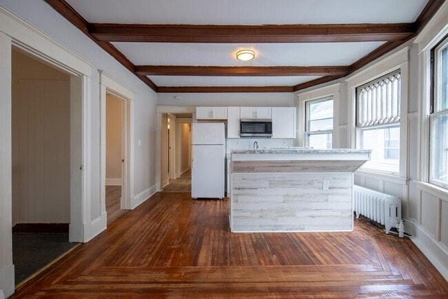 Photo - 433 Hamilton St