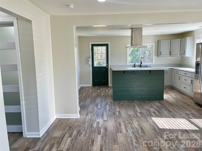 Photo - 1475 Oakland Rd