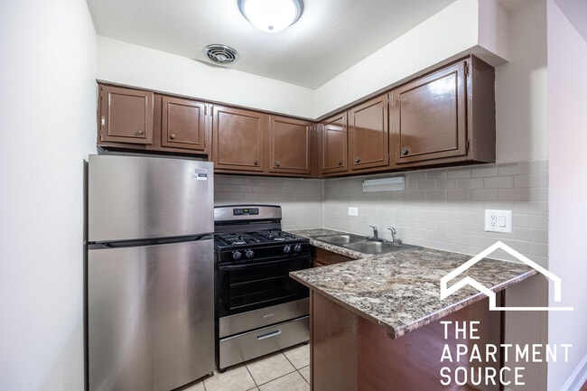 Photo - 6011 N Winthrop Ave Unit 413