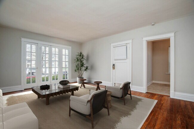738 Kingsland Ave Unit Second Floor