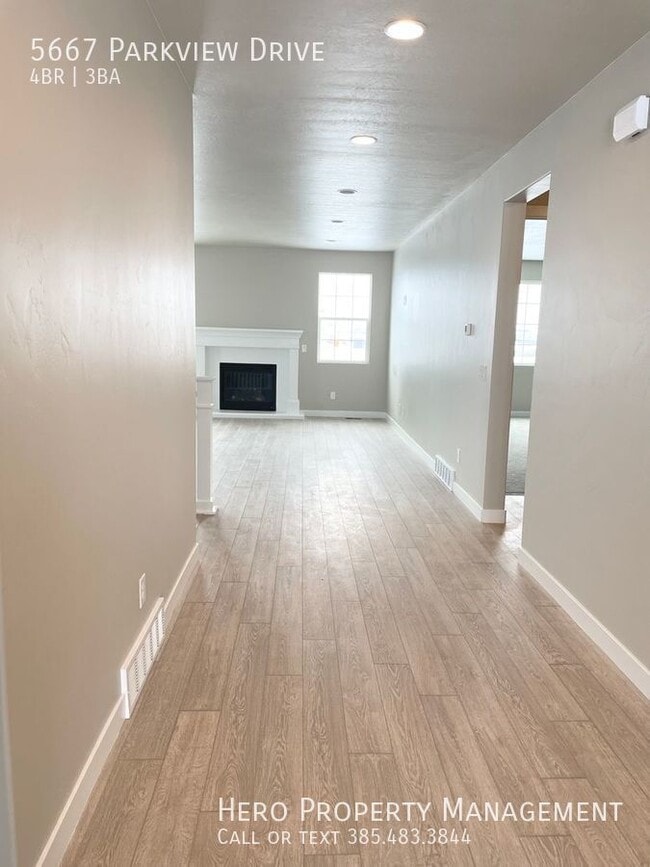 Photo - 5667 Parkview Dr