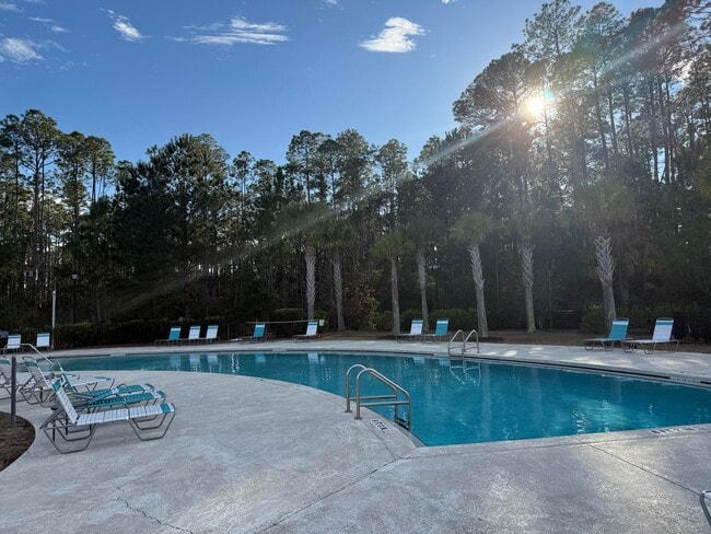 Building Photo - 328 N Sand Palm Rd