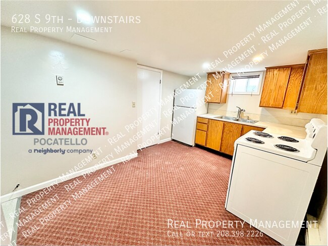 Photo - 628 S 9th-Downstairs Unit Downstairs