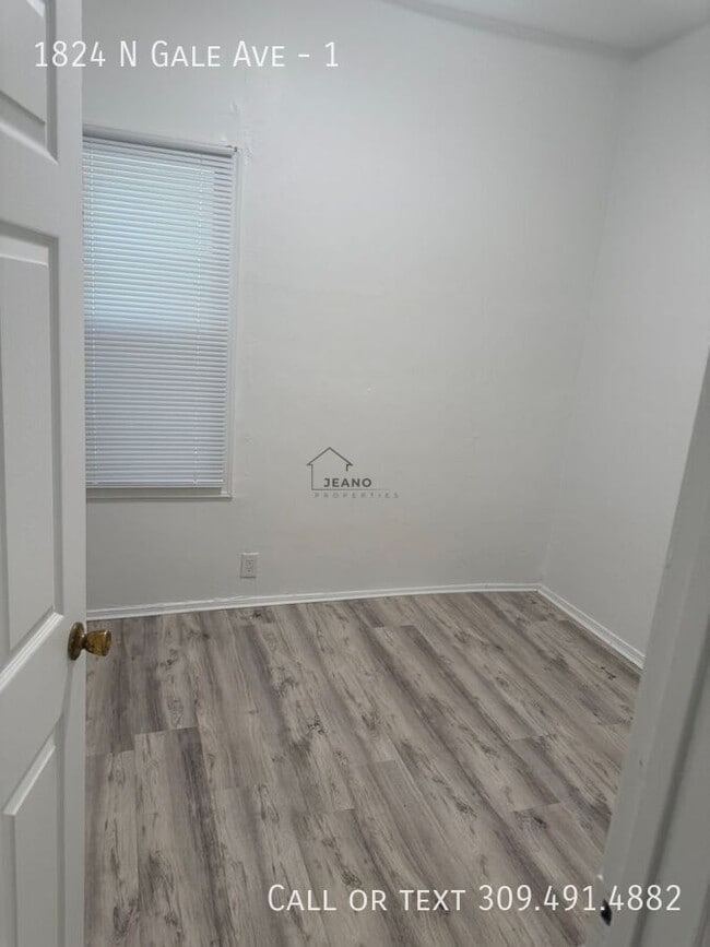Photo - 1824 N Gale Ave
