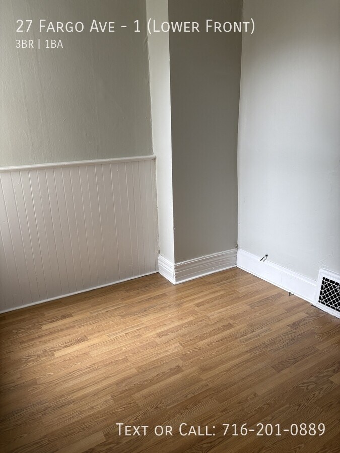 Photo - 27 Fargo Ave Unit 1 (Lower Front)