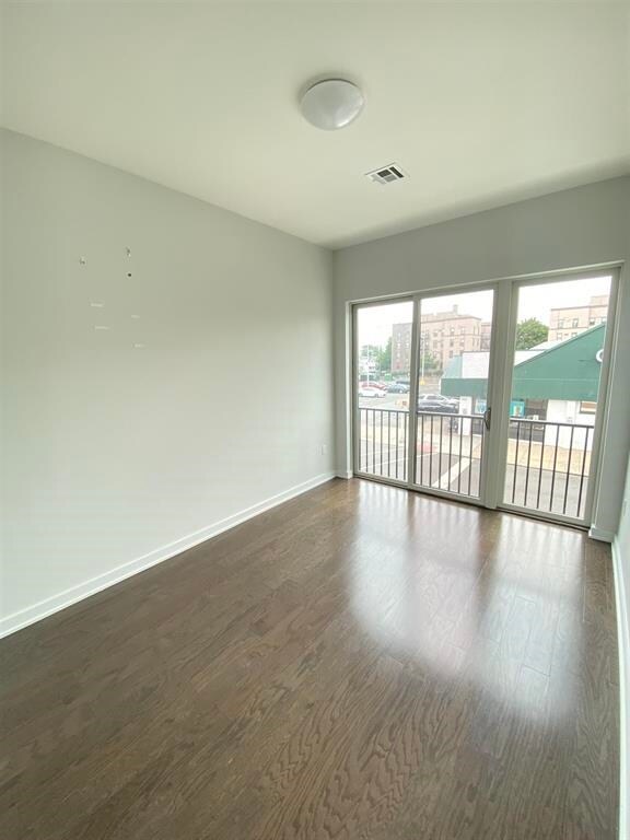 Photo - 275 Broadway Unit 203