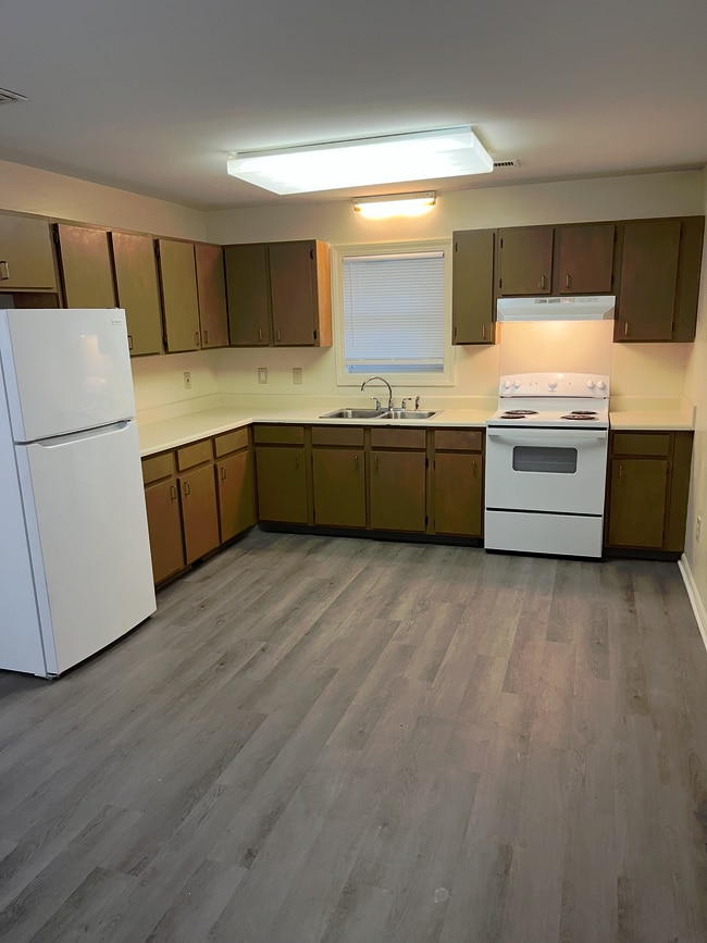 Building Photo - 212 Samaritan Dr Unit 203A
