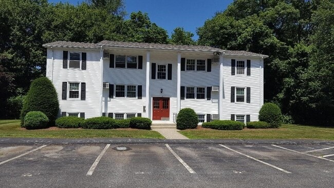 Building Photo - 16 Federal Hill Rd Unit 16