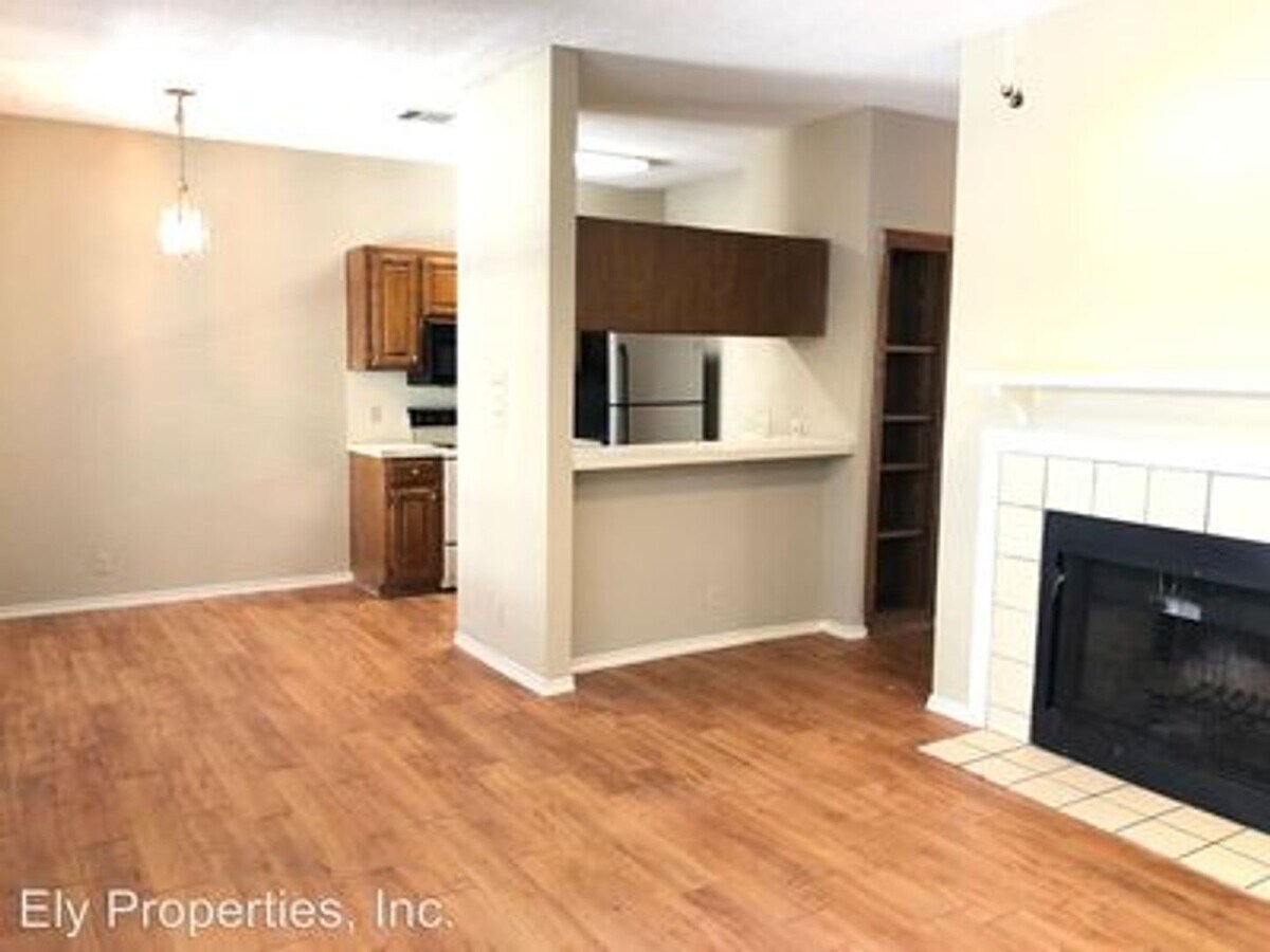 Photo - PRELEASE 8/15/2025 2 bed 2 bath Unit 106
