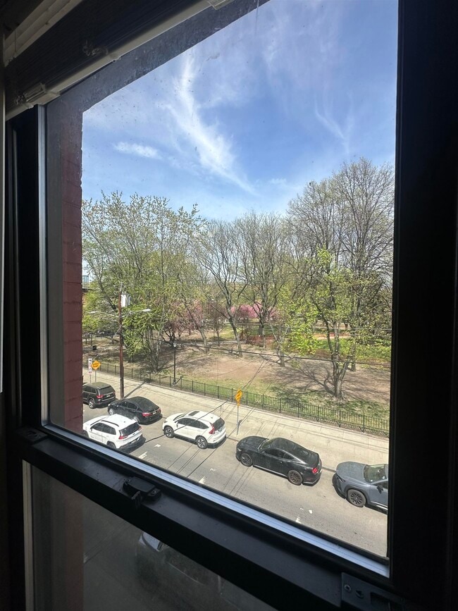 Photo - 267 8th St Unit 3