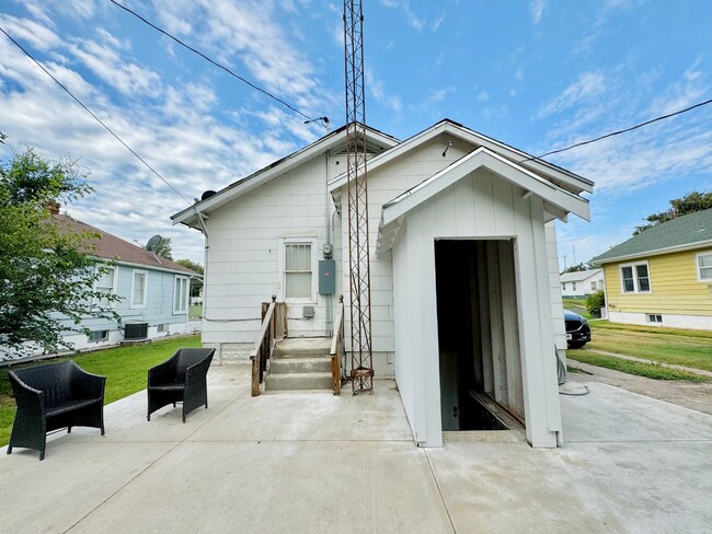 Photo - 1706 Avenue B Unit B