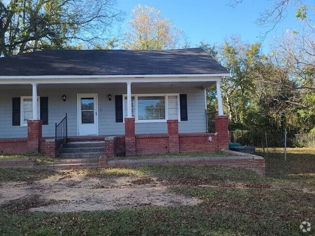 Building Photo - Single Family Home