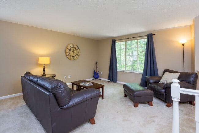 Photo - 11601 Five Cedars Rd