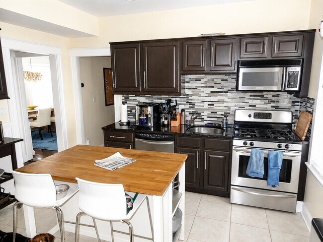 Photo - 21 Annabel St Unit 1