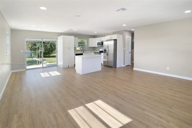 Photo - 5654 Papaya Rd