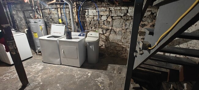 Photo - 236 E Liberty St