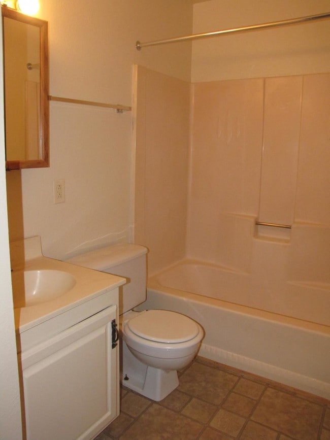 Bathroom - JanDal Apartments