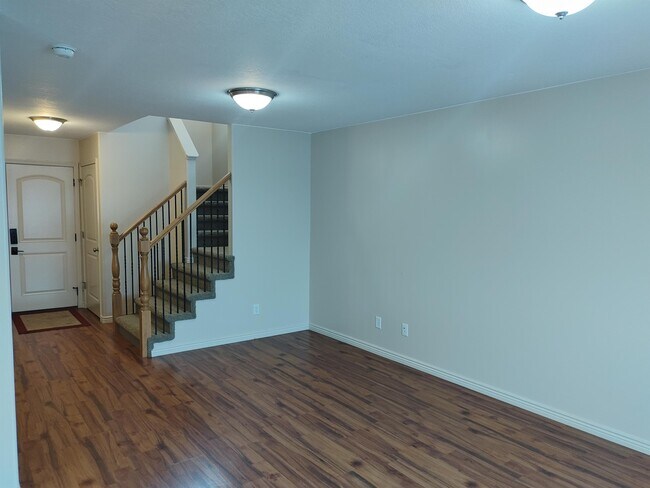 Photo - 104 Seminole Dr