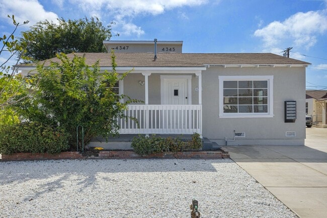Bright 2-Bed, 1-Bath Home in the Heart of ... - Bright 2-Bed, 1-Bath Home in the Heart of ... Unit SFH