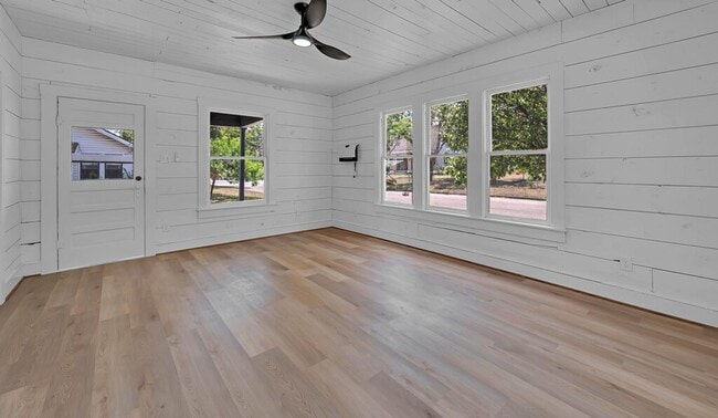 Photo - Cozy 1 BD 1 BA in Waco - Near Cameron Park