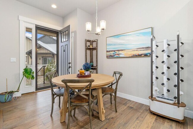 Photo - 5120 Longshaw Ct