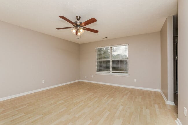 Photo - 5102 Emmert Dr