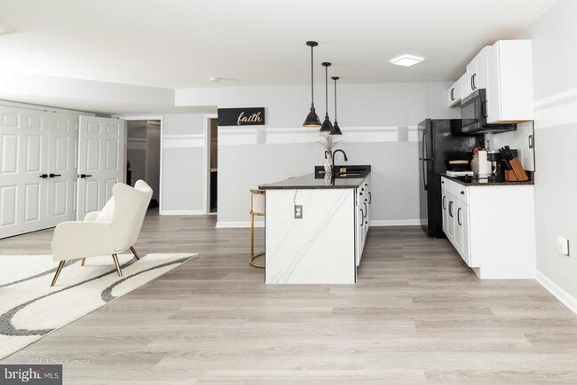 Photo - 1049 Coriander Ln