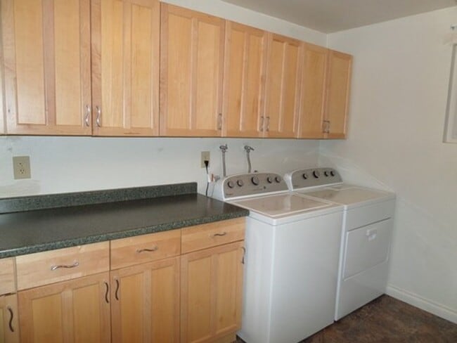 Photo - Absolutely Gorgeous 6-Bedroom Home on 5 Ac...