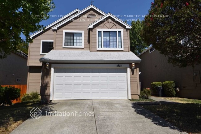 Building Photo - 2592 Clipper Ln