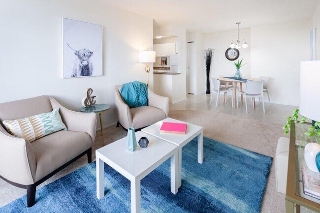 Photo - Le Salaberry Apartments