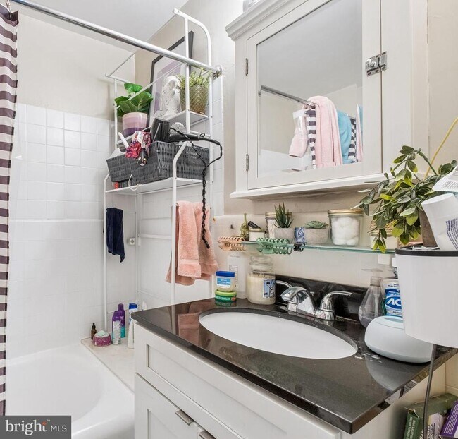 Photo - 2031 Locust St Unit 1205