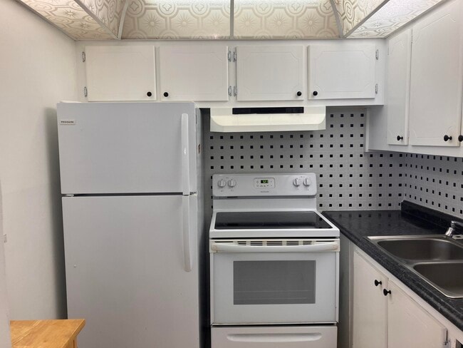 Photo - 130 Northampton G