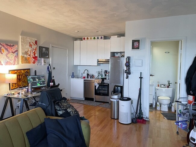 Photo - 701 Massachusetts Ave Unidad 10