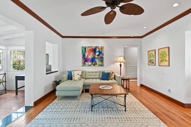 Photo - 1219 N Lakeside Dr