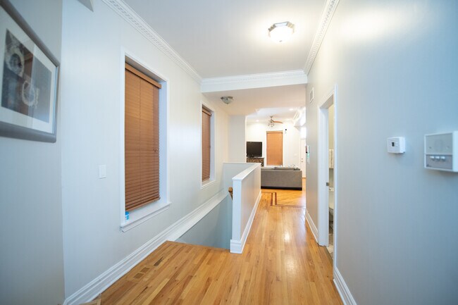 Photo - 4852 S Prairie Ave