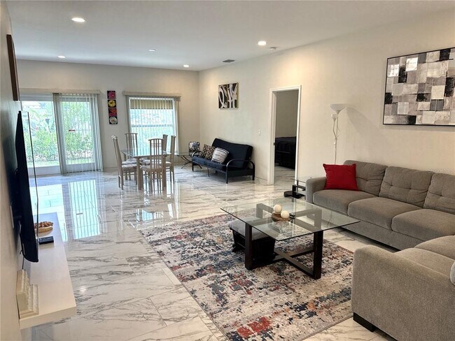 1501 Helene Ave