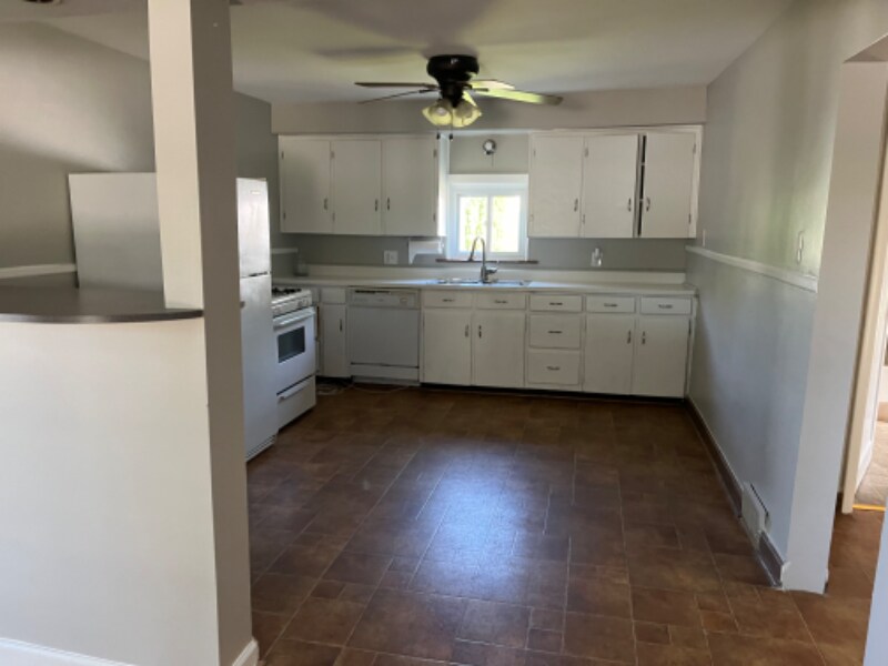 1344 Sheldon Rd House House Rental in Canton, MI