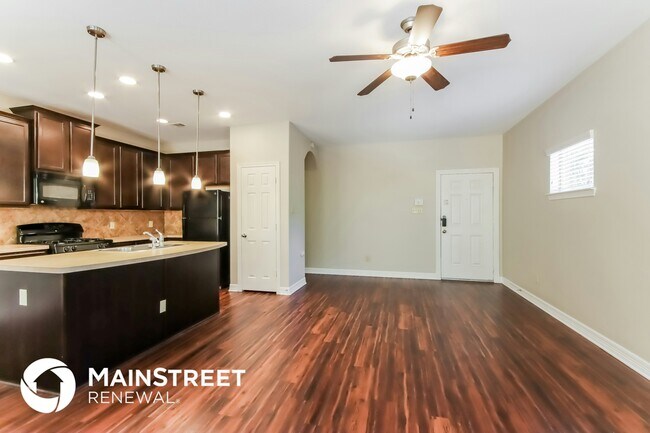 Photo - 2046 Lost Pine Ct