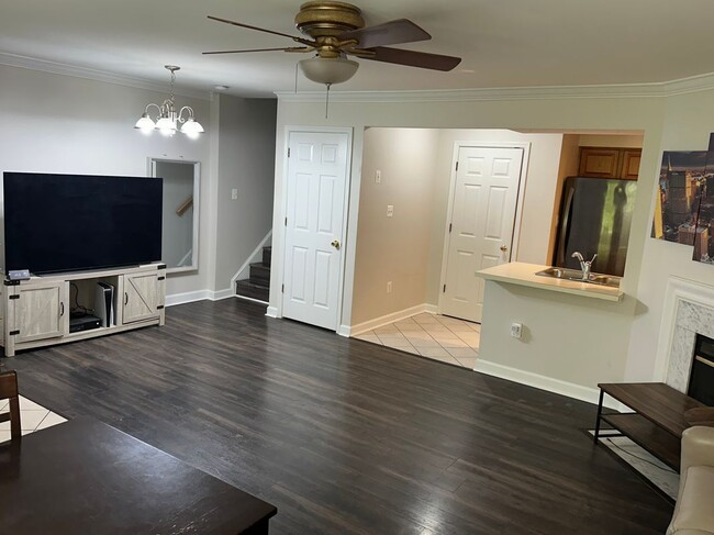 Photo - 3829 Salemway Ct